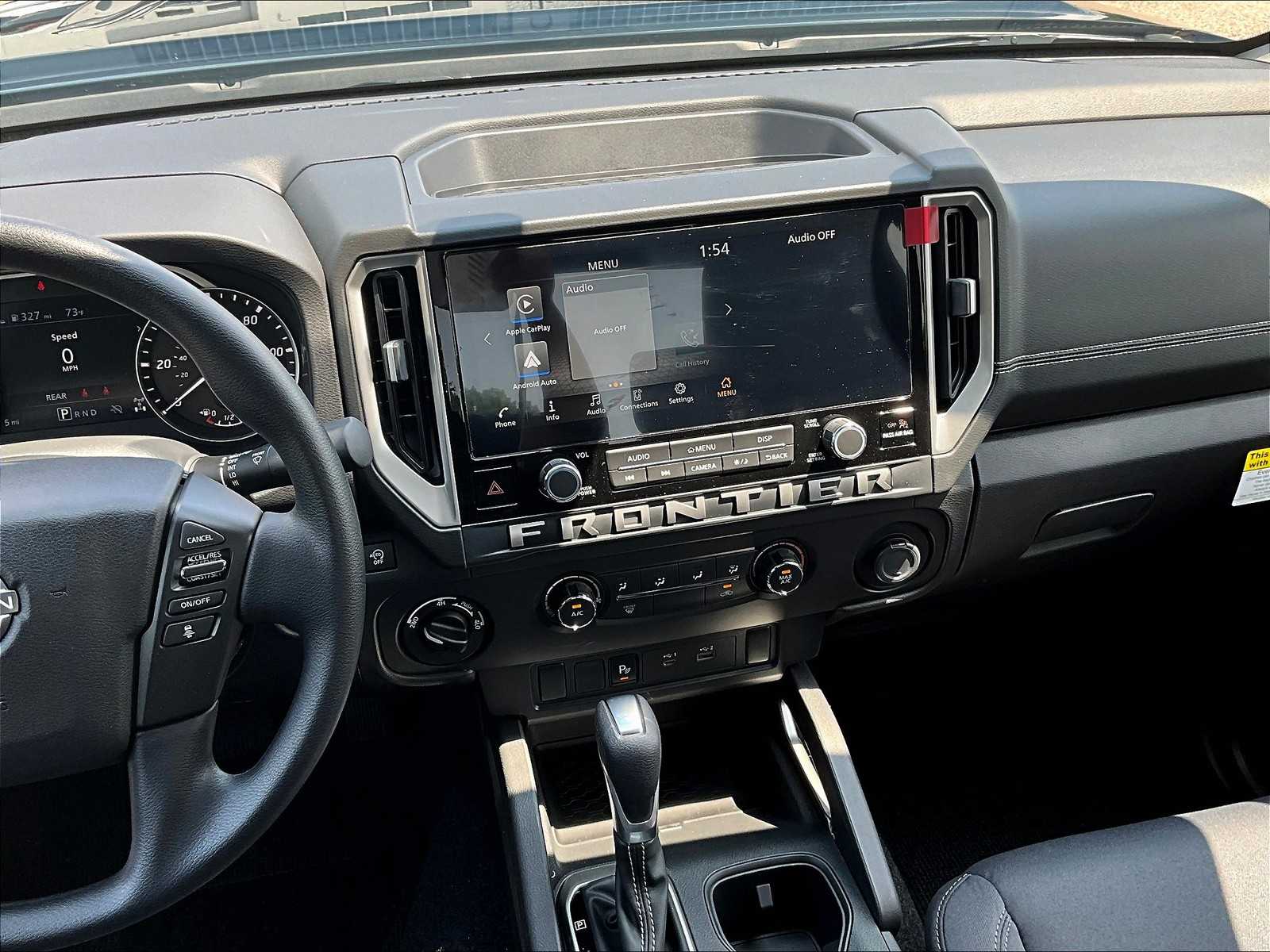 2025 Nissan Frontier SV photo 18