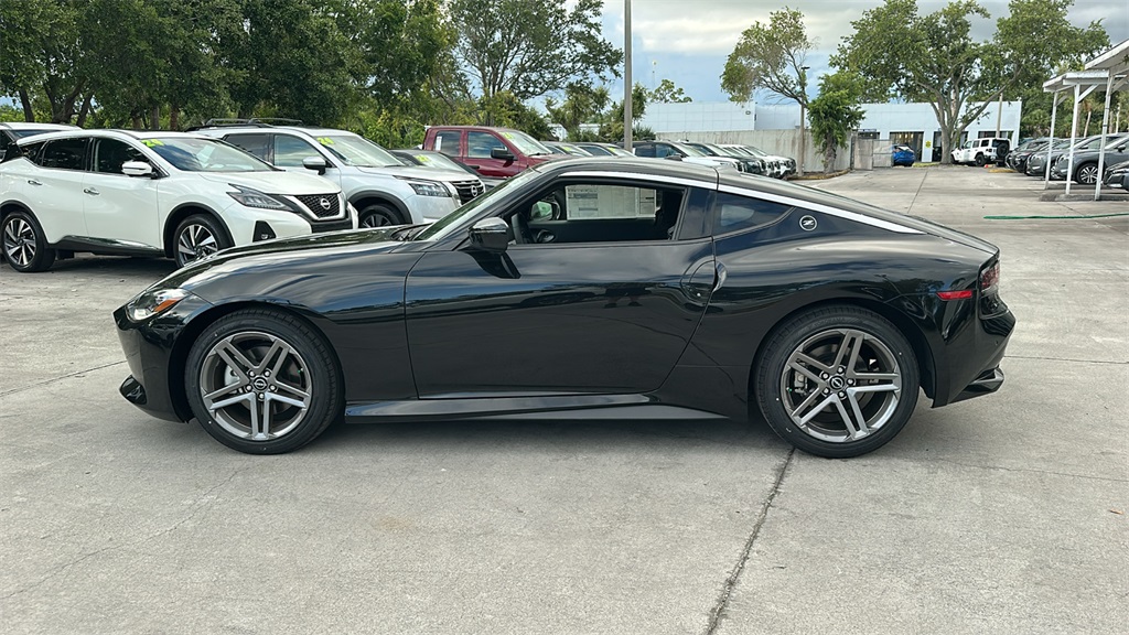 2025 Nissan Z Sport photo 4
