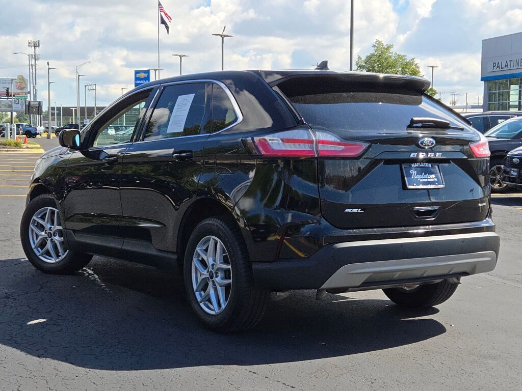 2022 Ford Edge SEL photo 13
