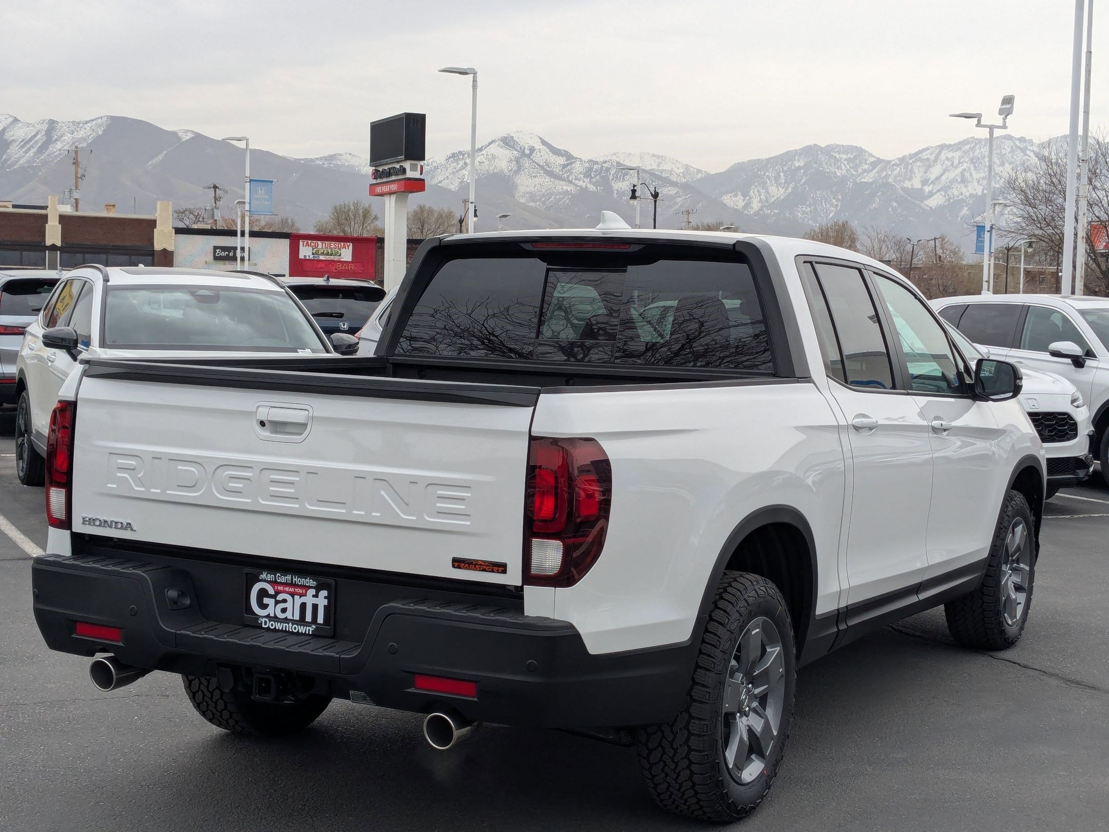 2025 Honda Ridgeline TrailSport photo 3