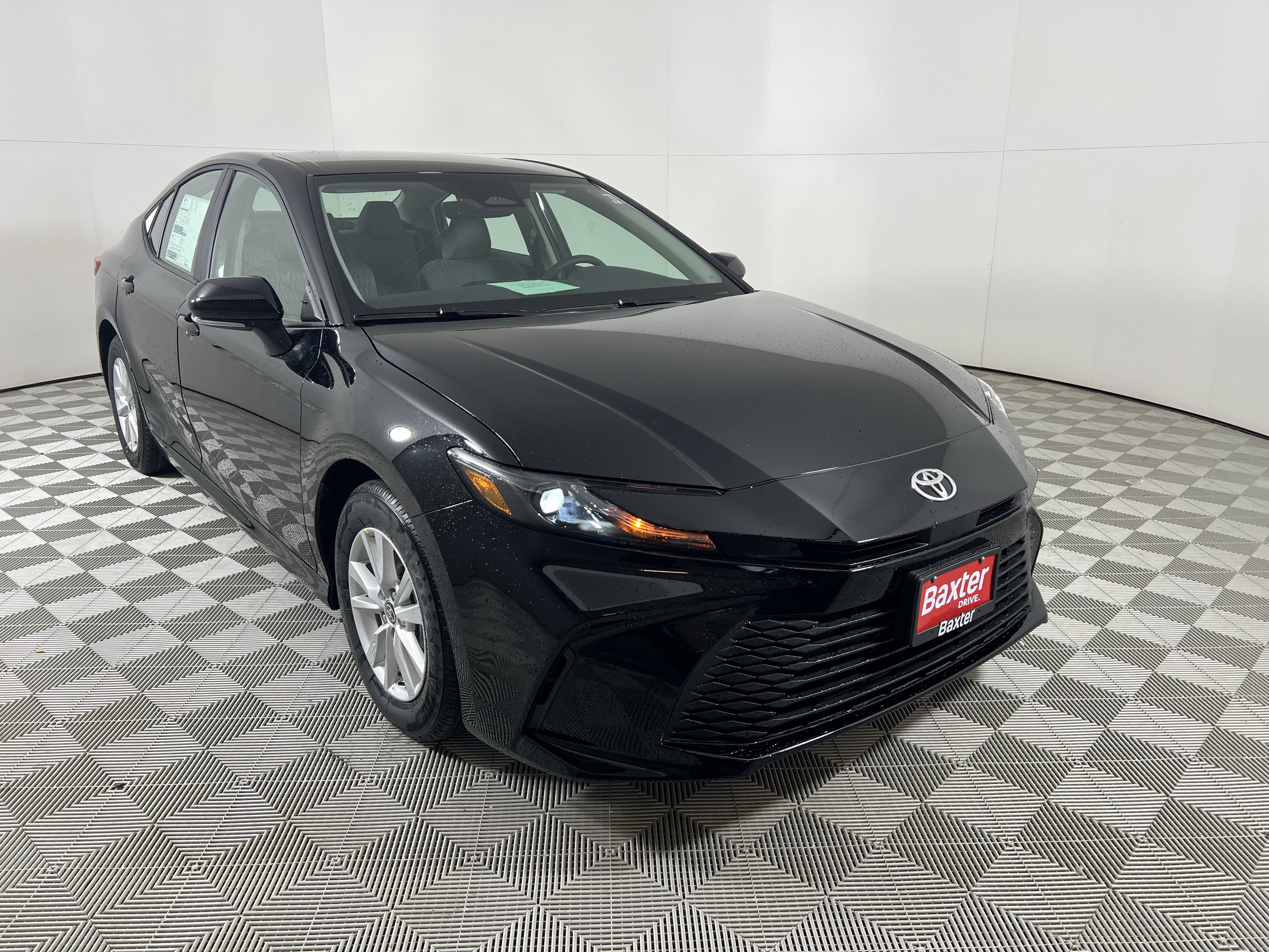 2026 Toyota Camry LE's photo