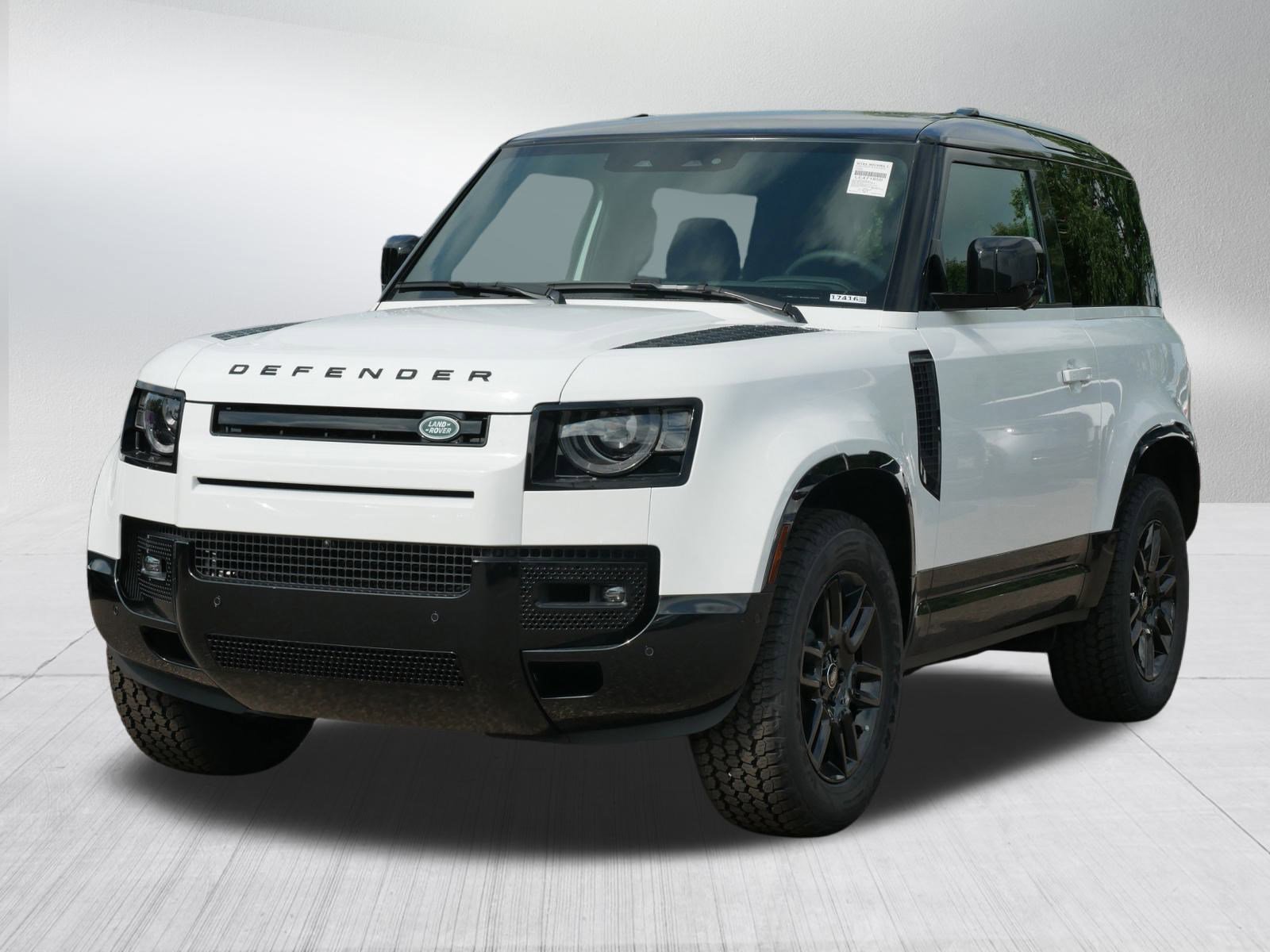2025 Land Rover Defender X-Dynamic SE's photo