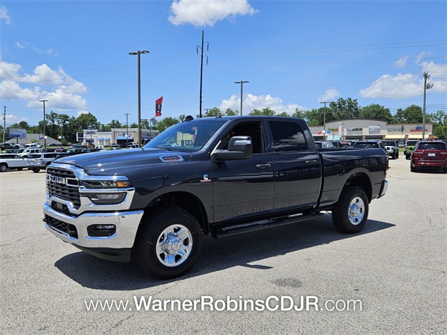2025 Ram 2500 Tradesman photo 3