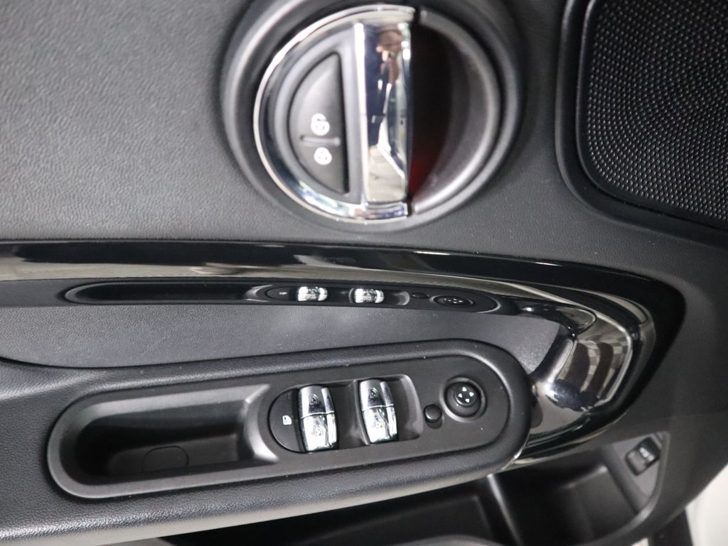 2022 Mini Countryman photo 23