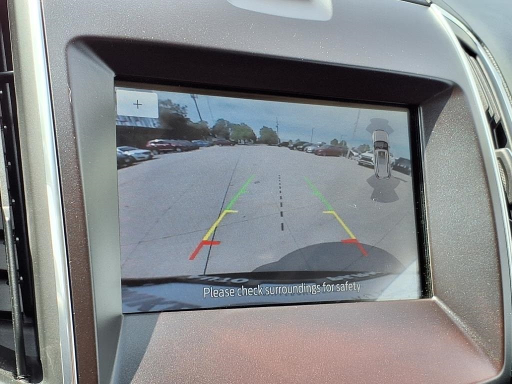 2020 Ford Edge Titanium photo 8
