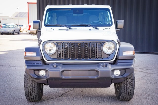 2025 Jeep Wrangler Sport S photo 3