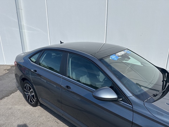 2025 Volkswagen Jetta 1.5T SE photo 4