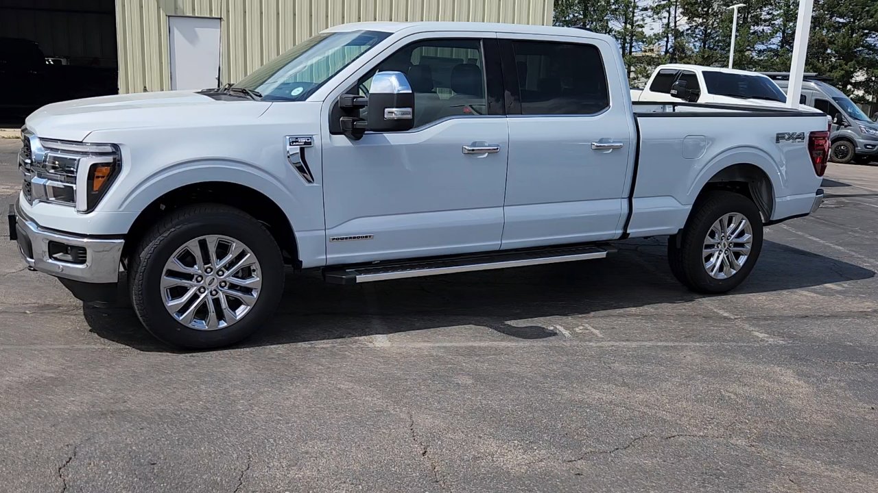 2025 Ford F-150 Lariat photo 2