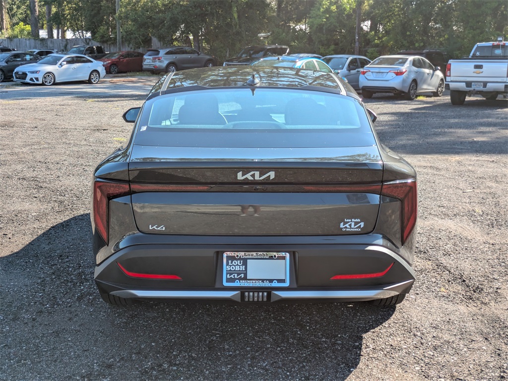 2025 Kia K4 LXS photo 4