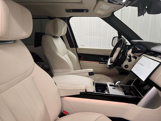 2025 Land Rover Range Rover Autobiography photo 15