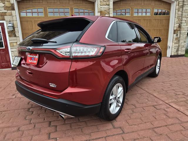 2018 Ford Edge SEL photo 3