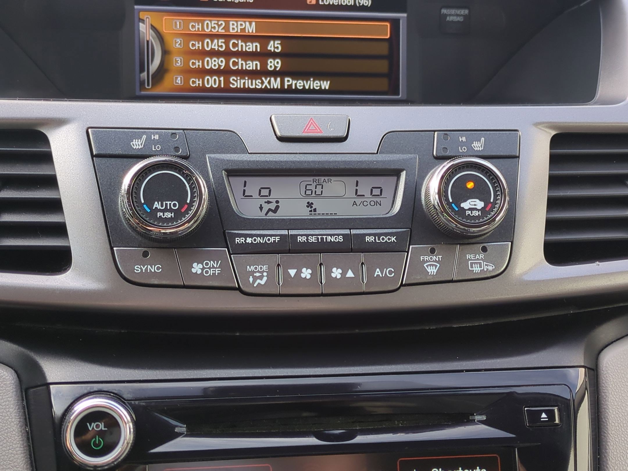 2015 Honda Odyssey EX-L photo 22