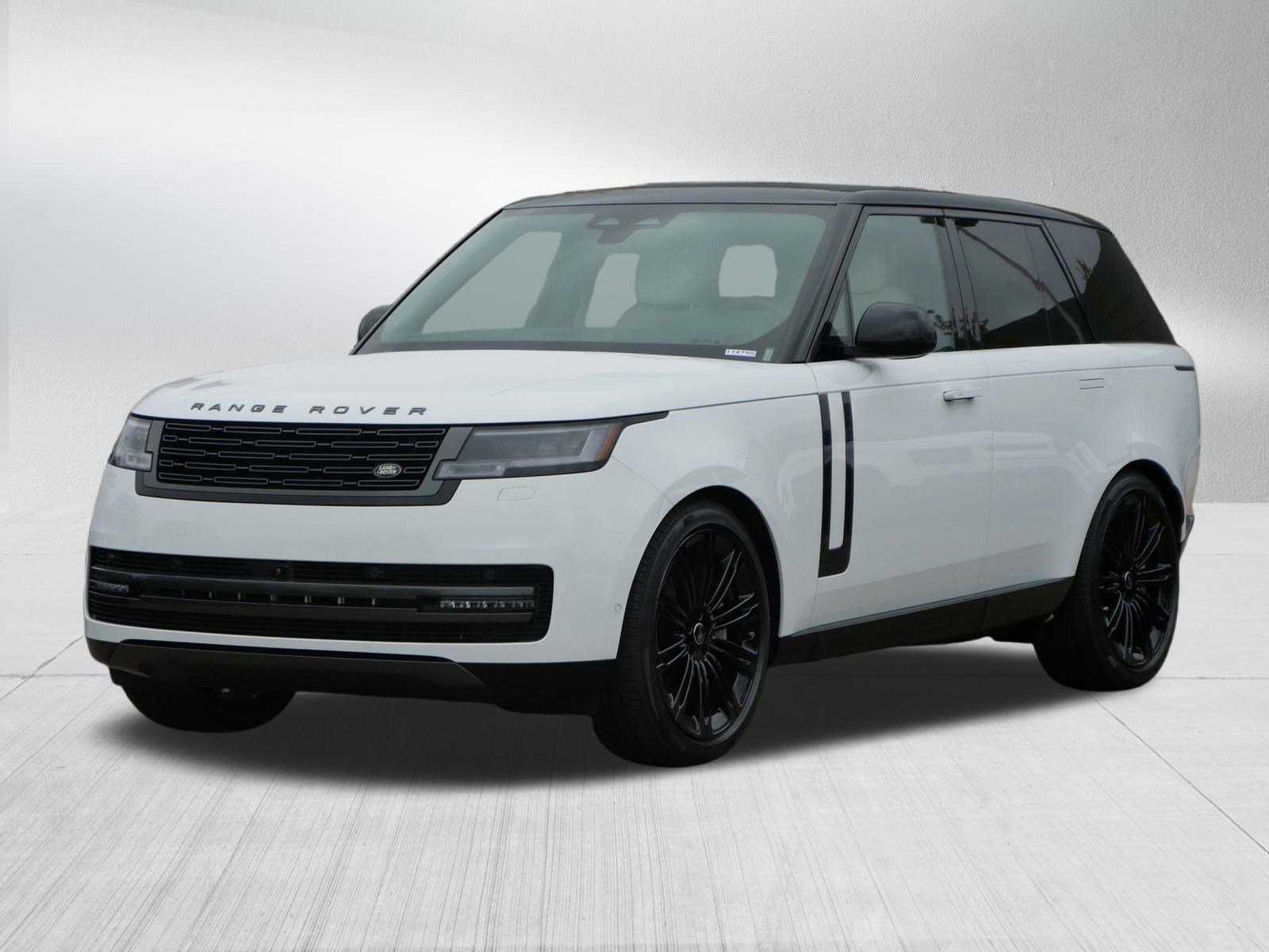 2025 Land Rover Range Rover SE's photo