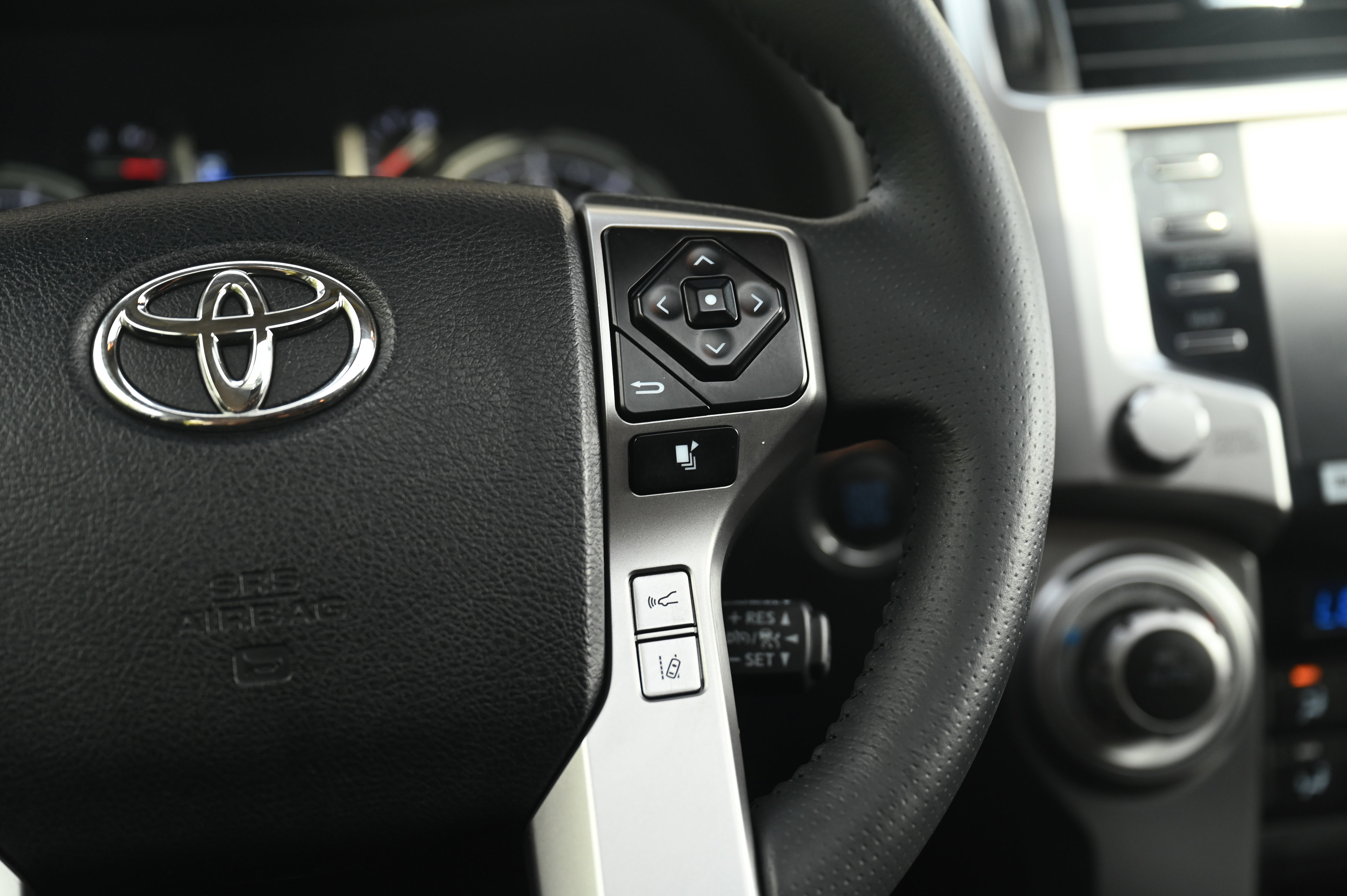 2022 Toyota 4Runner Limited photo 30