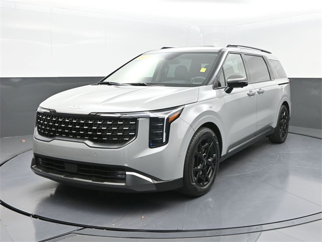 2025 Kia Carnival SX Prestige's photo