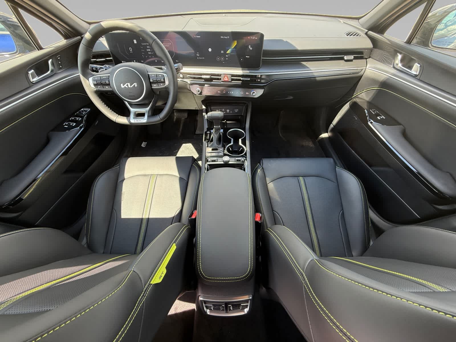2026 Kia K5 GT photo 10
