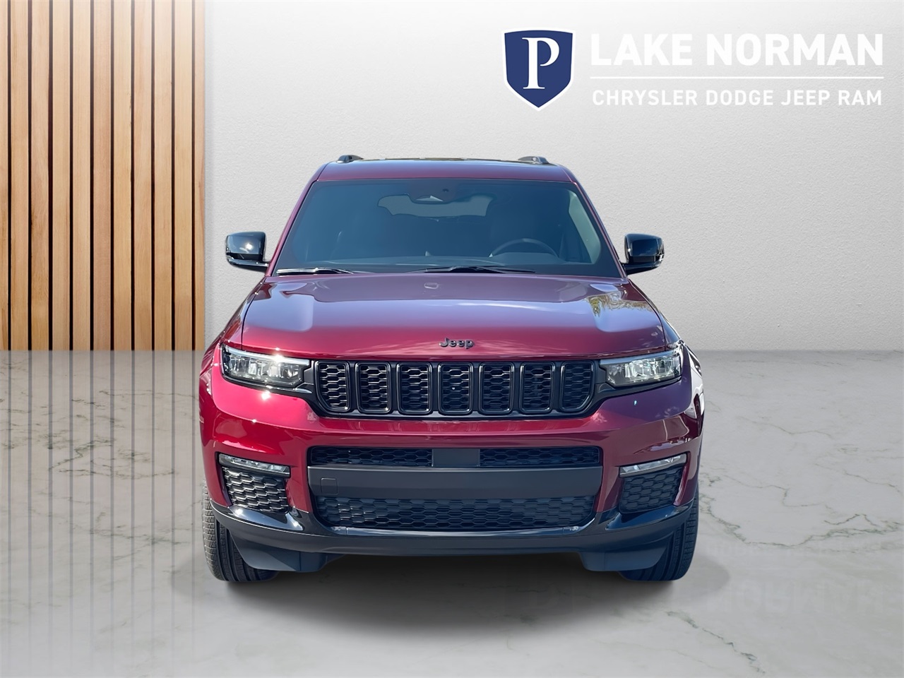 2025 Jeep Grand Cherokee Limited photo 2