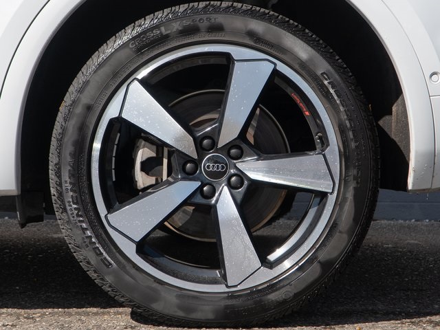 2023 Audi Q5 45 S line Prestige Premium photo 11