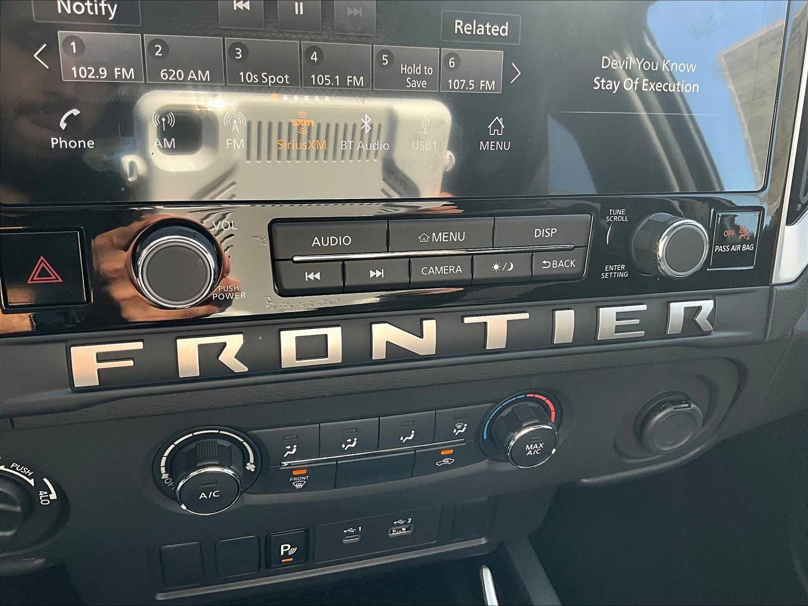 2025 Nissan Frontier SV photo 21