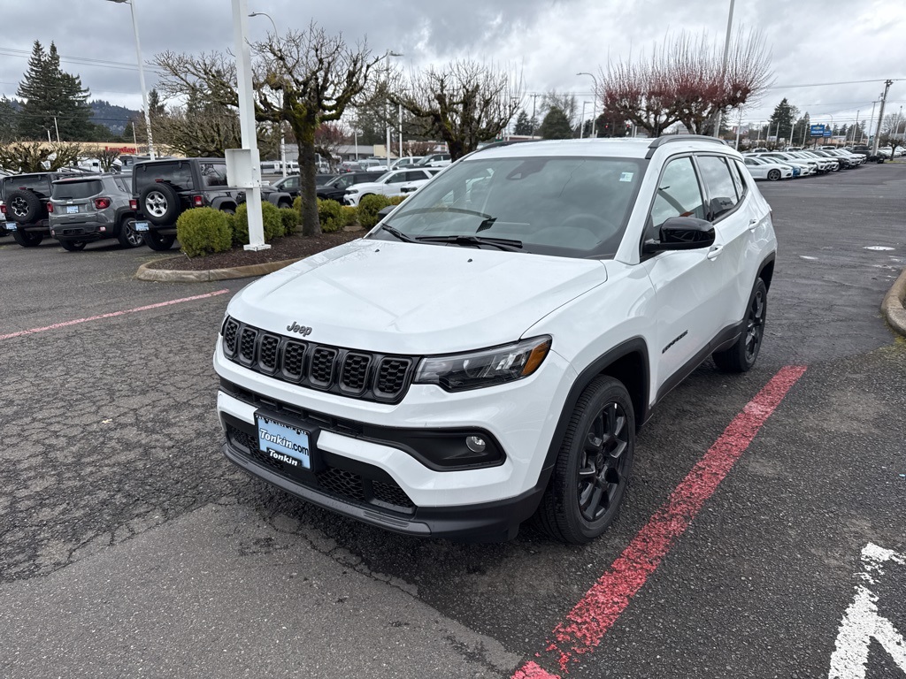 2025 Jeep Compass Latitude photo 3