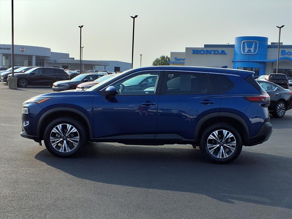 2023 Nissan Rogue SV photo 10