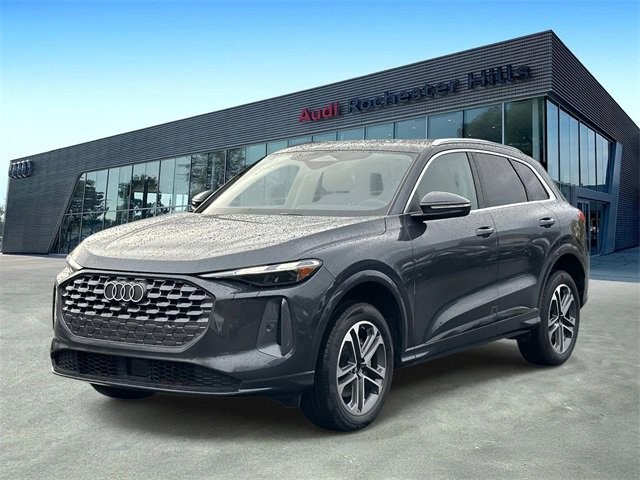 2025 Audi New Q5 Premium's photo