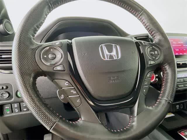 2022 Honda Ridgeline Black Edition photo 12