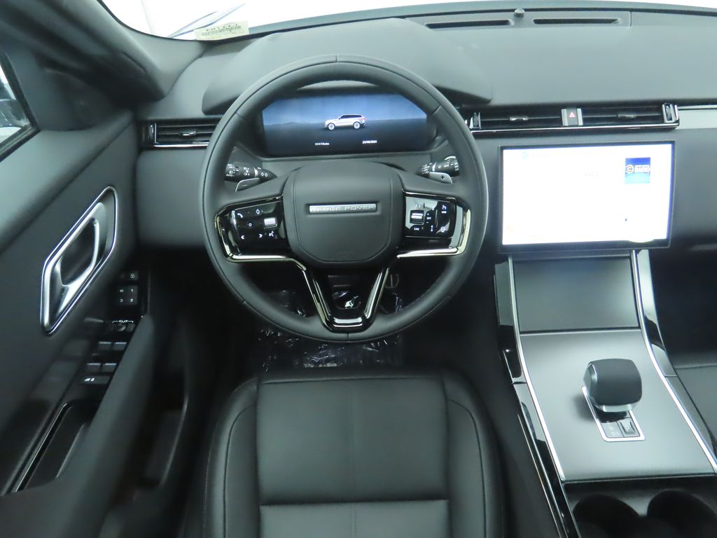 2025 Land Rover Range Rover Velar SE photo 10