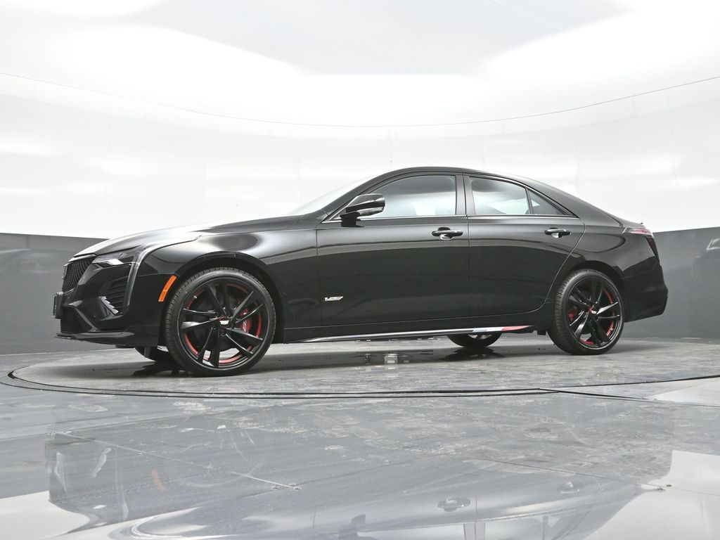 2025 Cadillac CT4 photo 11