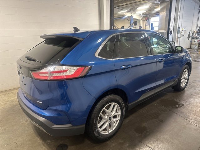 2024 Ford Edge SEL photo 4