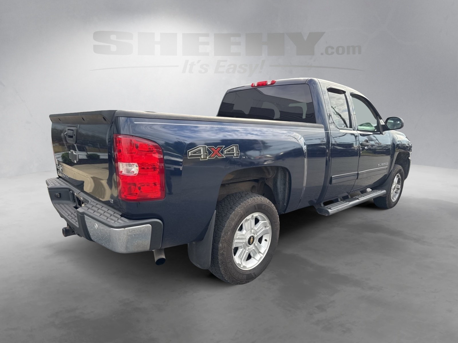 2012 Chevrolet Silverado 1500 LT photo 2