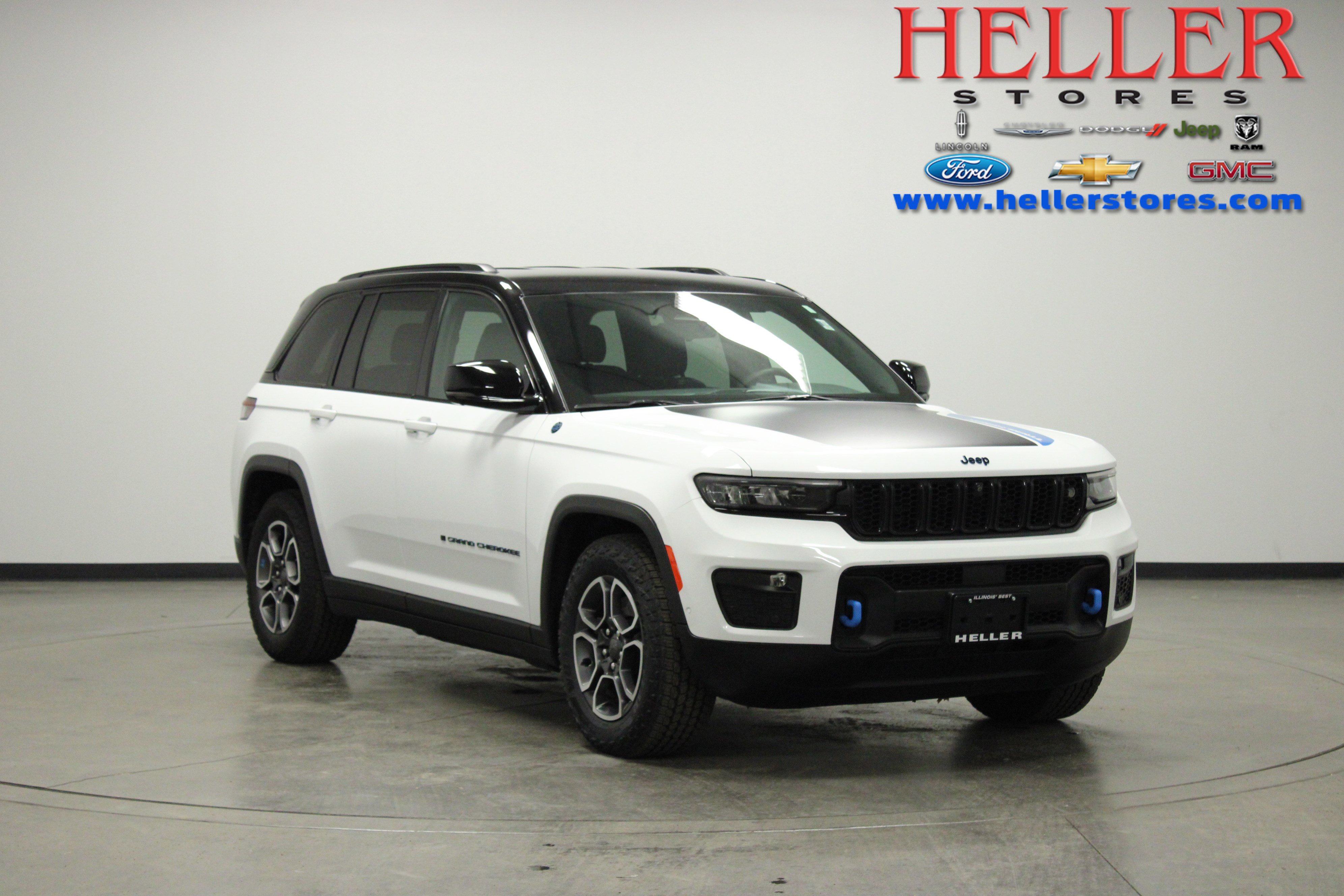 2022 Jeep Grand Cherokee Trailhawk 4xe's photo