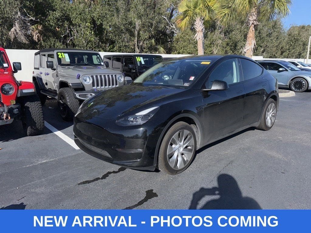 2023 Tesla Model Y Long Range's photo