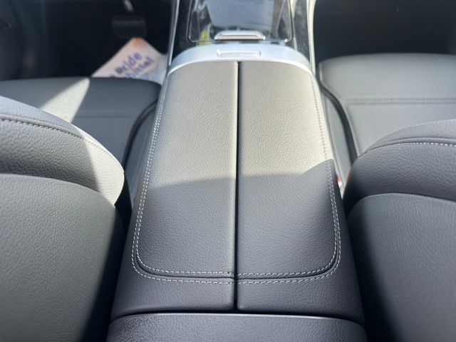 2026 Mercedes Benz GLC 350e 4MATIC photo 30