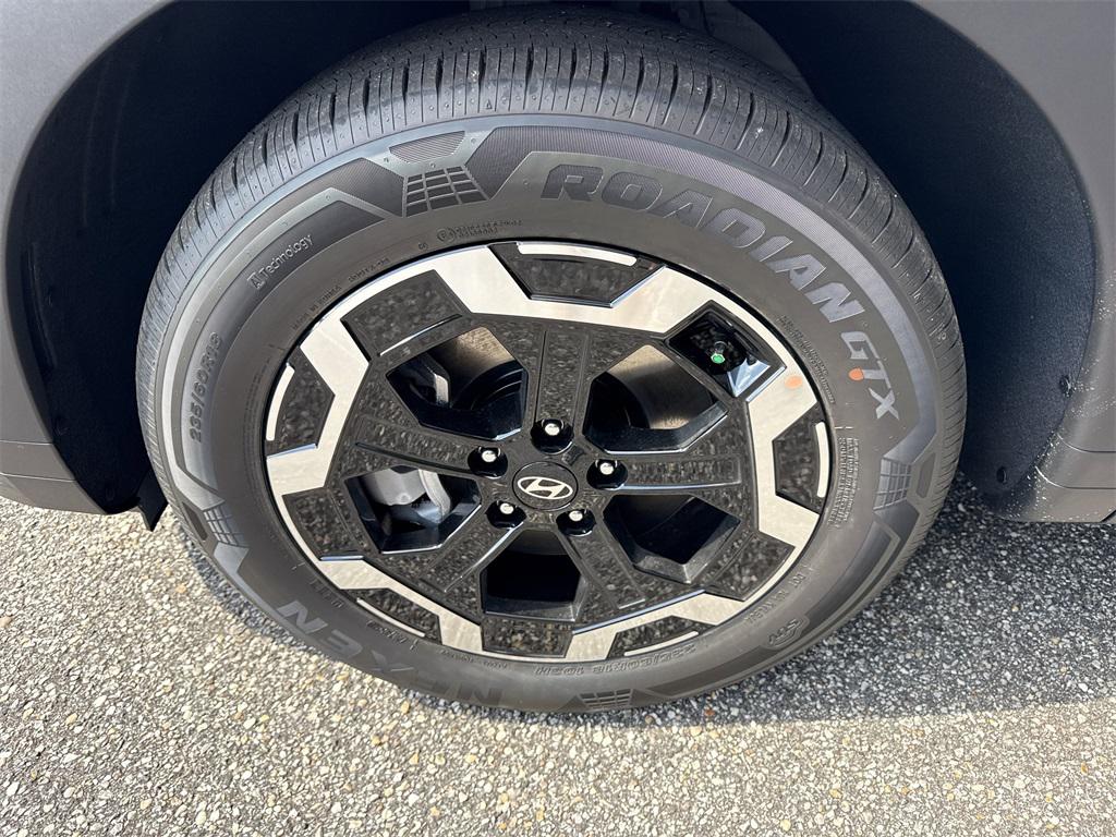 2026 Hyundai Santa Fe SEL photo 8