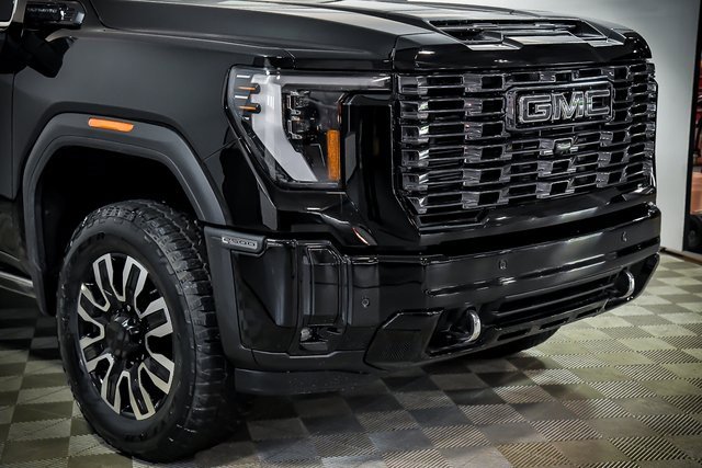 2025 Gmc Sierra 2500 HD Denali Ultimate photo 2