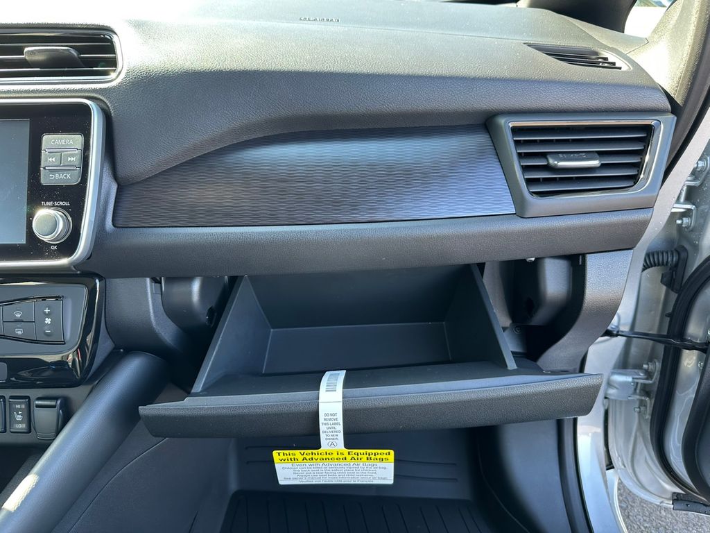 2025 Nissan Leaf SV Plus photo 27