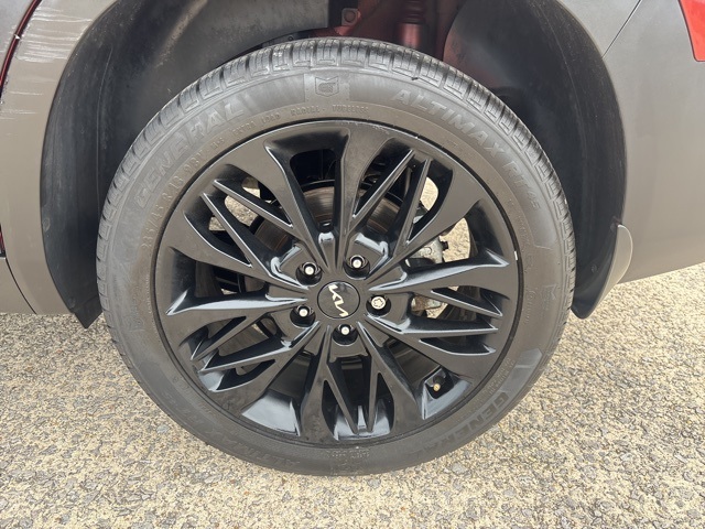 2022 Kia Seltos Nightfall Edition photo 25