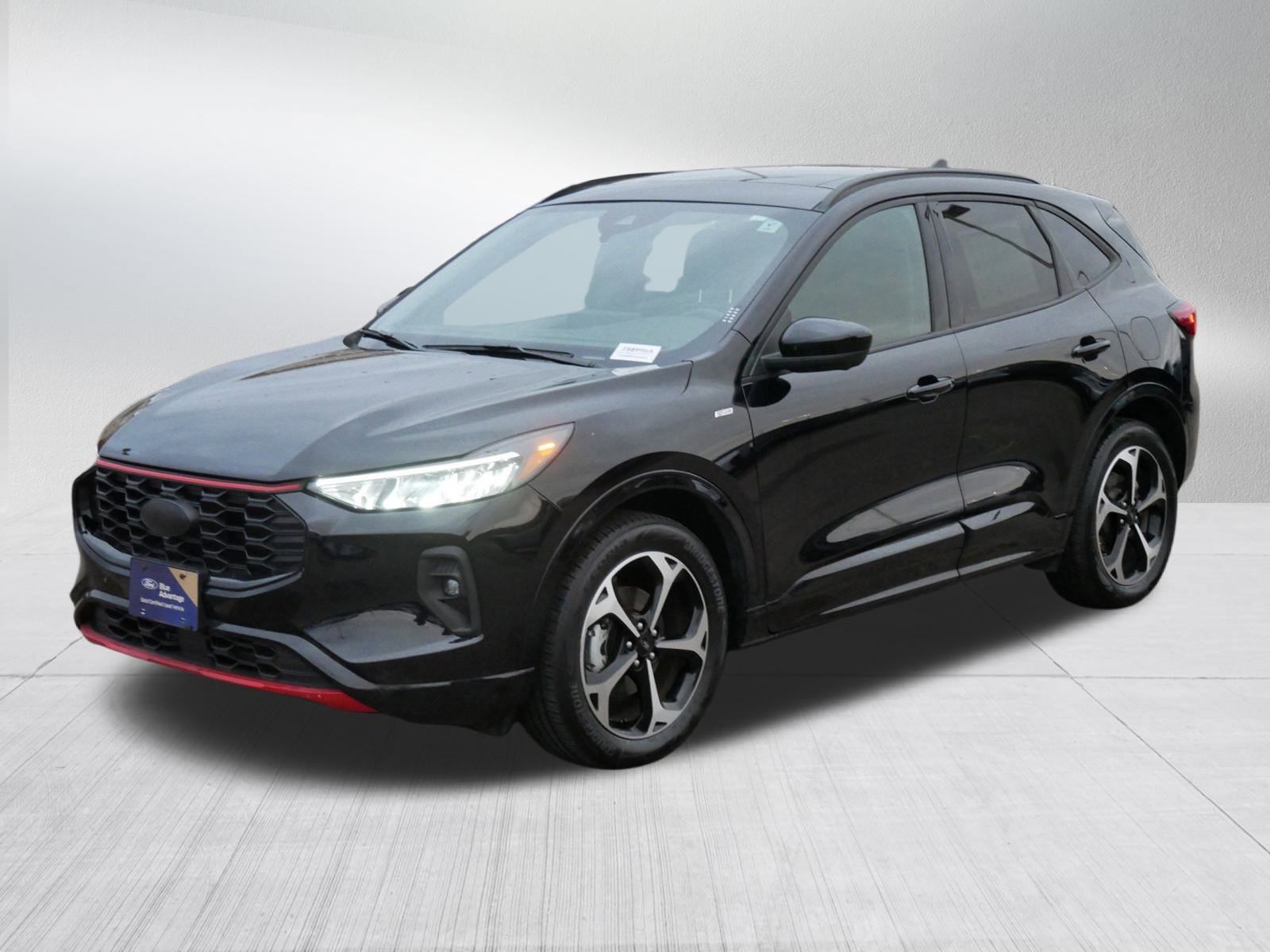 2023 Ford Escape ST-Line Select photo 3