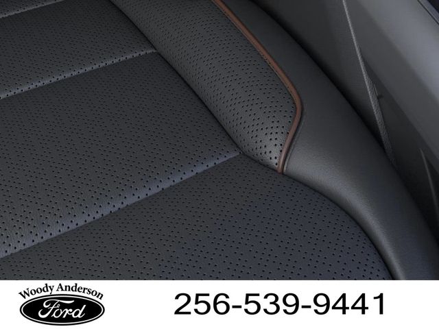 2025 Ford F-150 Lariat photo 16