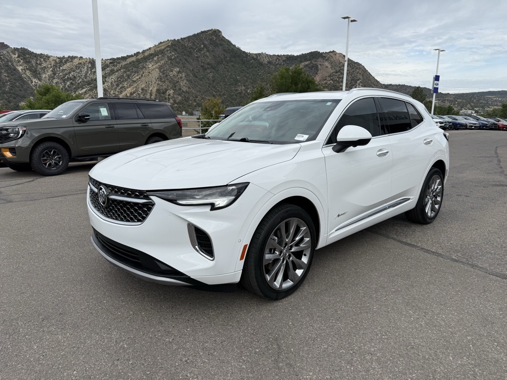 2022 Buick Envision Avenir photo 5
