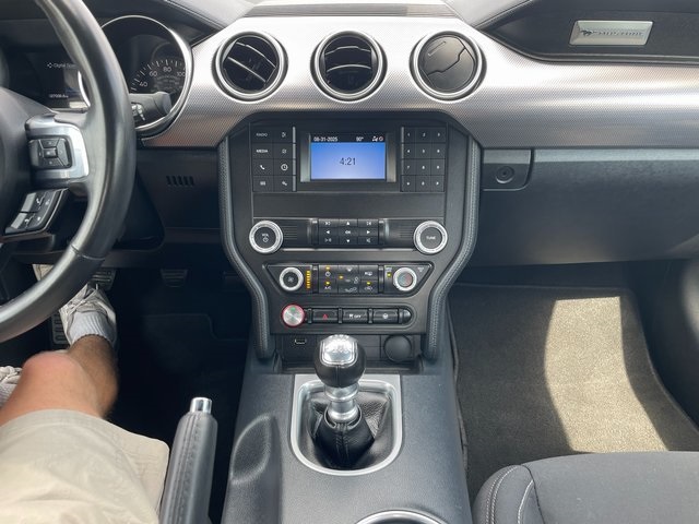 2021 Ford Mustang GT photo 23