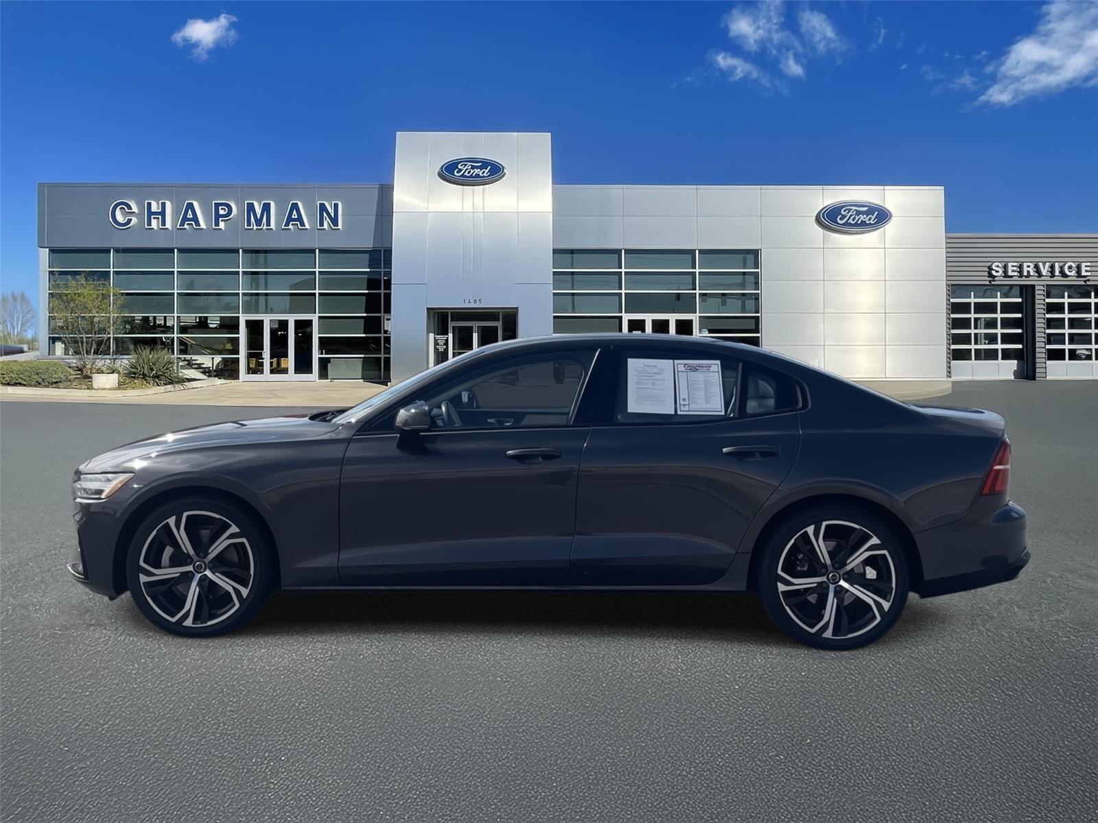 2024 Volvo S60 Plus photo 4