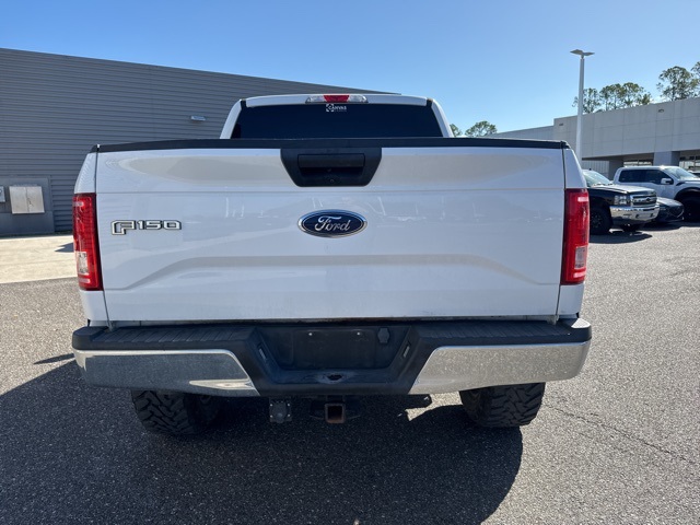 2016 Ford F-150 XLT photo 4