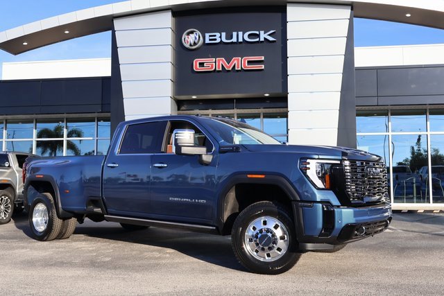 2026 GMC Sierra Denali's photo