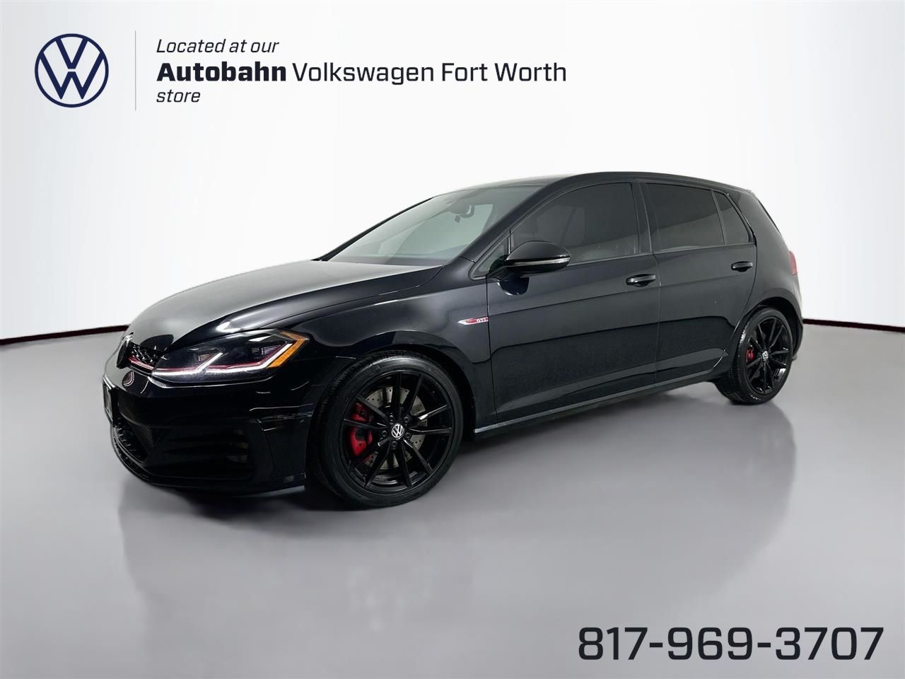 2021 Volkswagen Golf GTI SE's photo