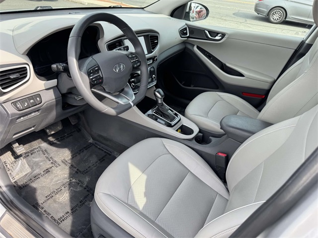 2019 Hyundai Ioniq Limited photo 2