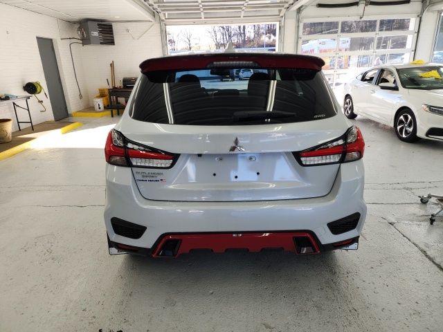 2023 Mitsubishi Outlander Sport LE photo 4