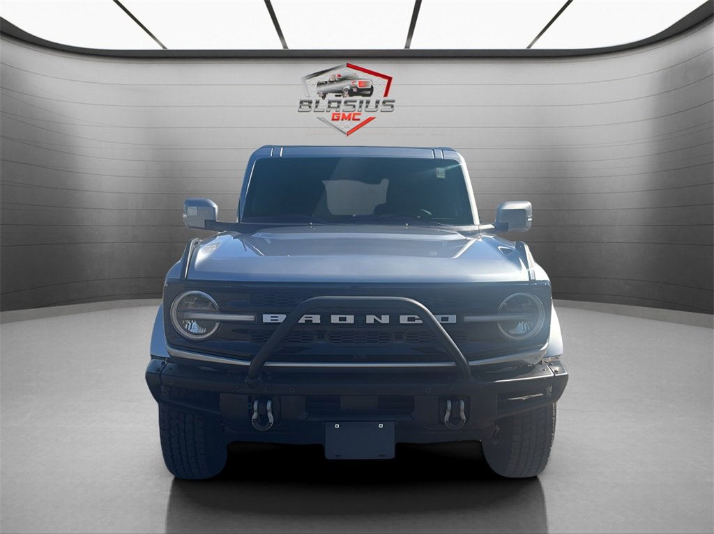 2022 Ford Bronco Outer Banks photo 8