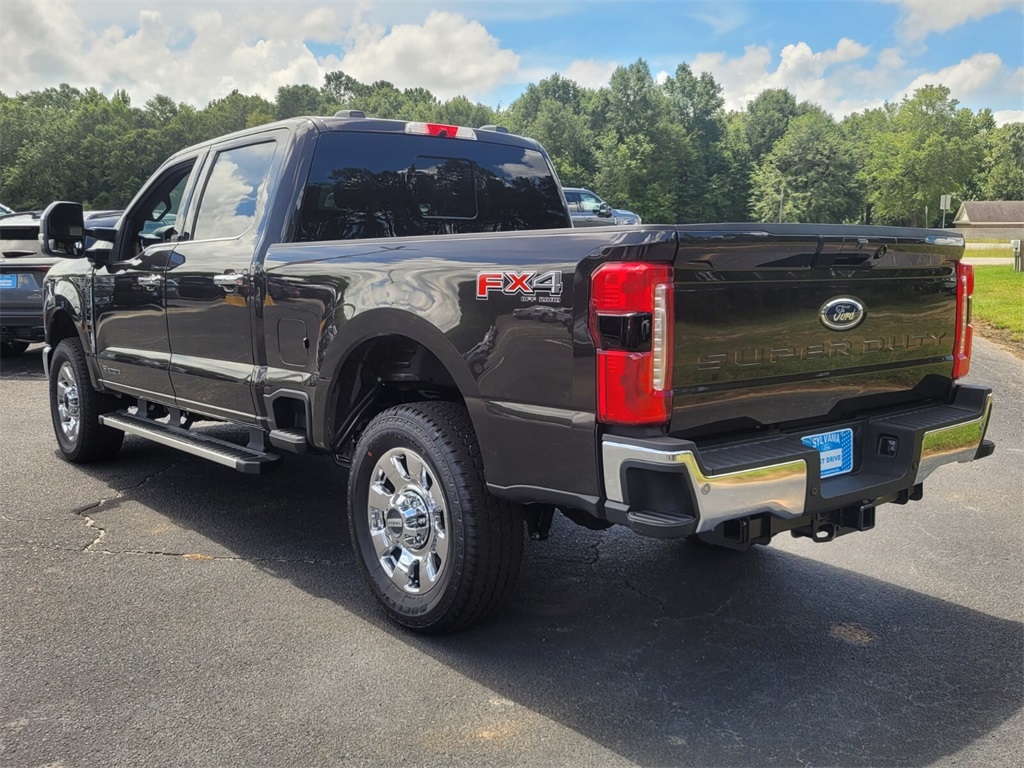2025 Ford F-250 Lariat photo 9